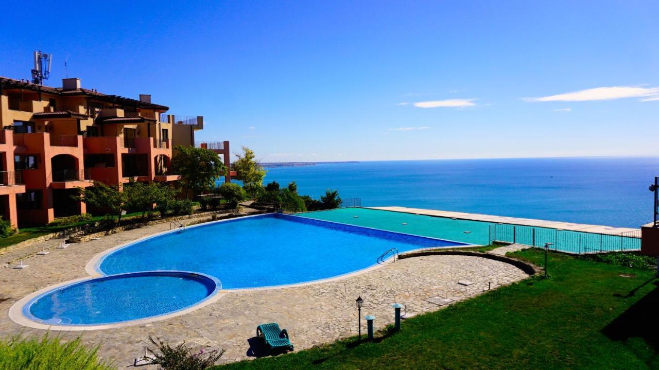 Ваканционни Апартаменти Калиакрия - Holiday Apartments Kaliakria Topola Buitenkant foto